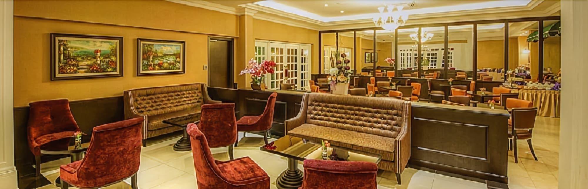 Merdeka Hotel Клуанг Экстерьер фото