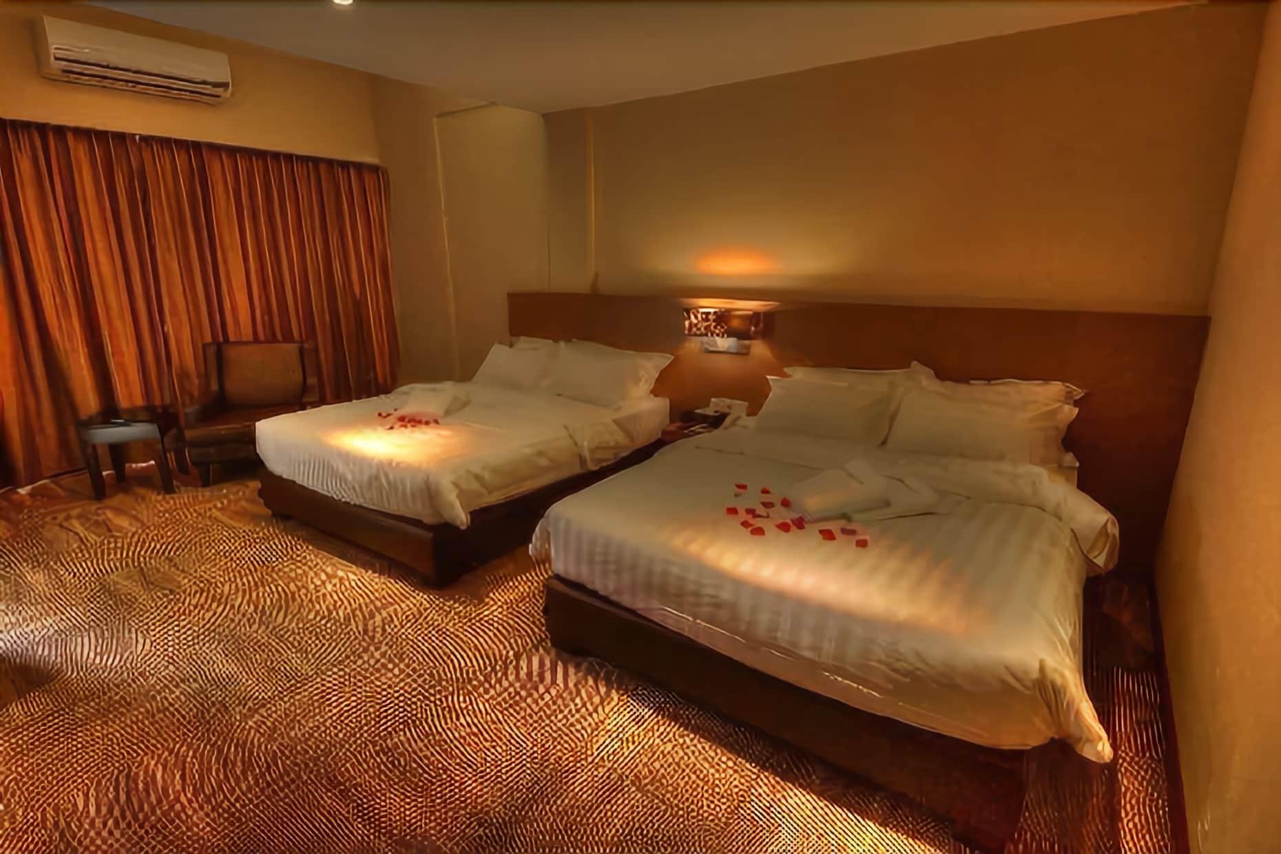 Merdeka Hotel Клуанг Экстерьер фото