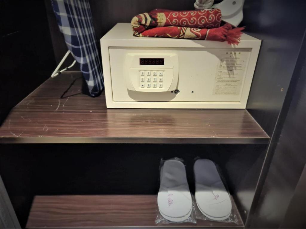 Merdeka Hotel Клуанг Экстерьер фото